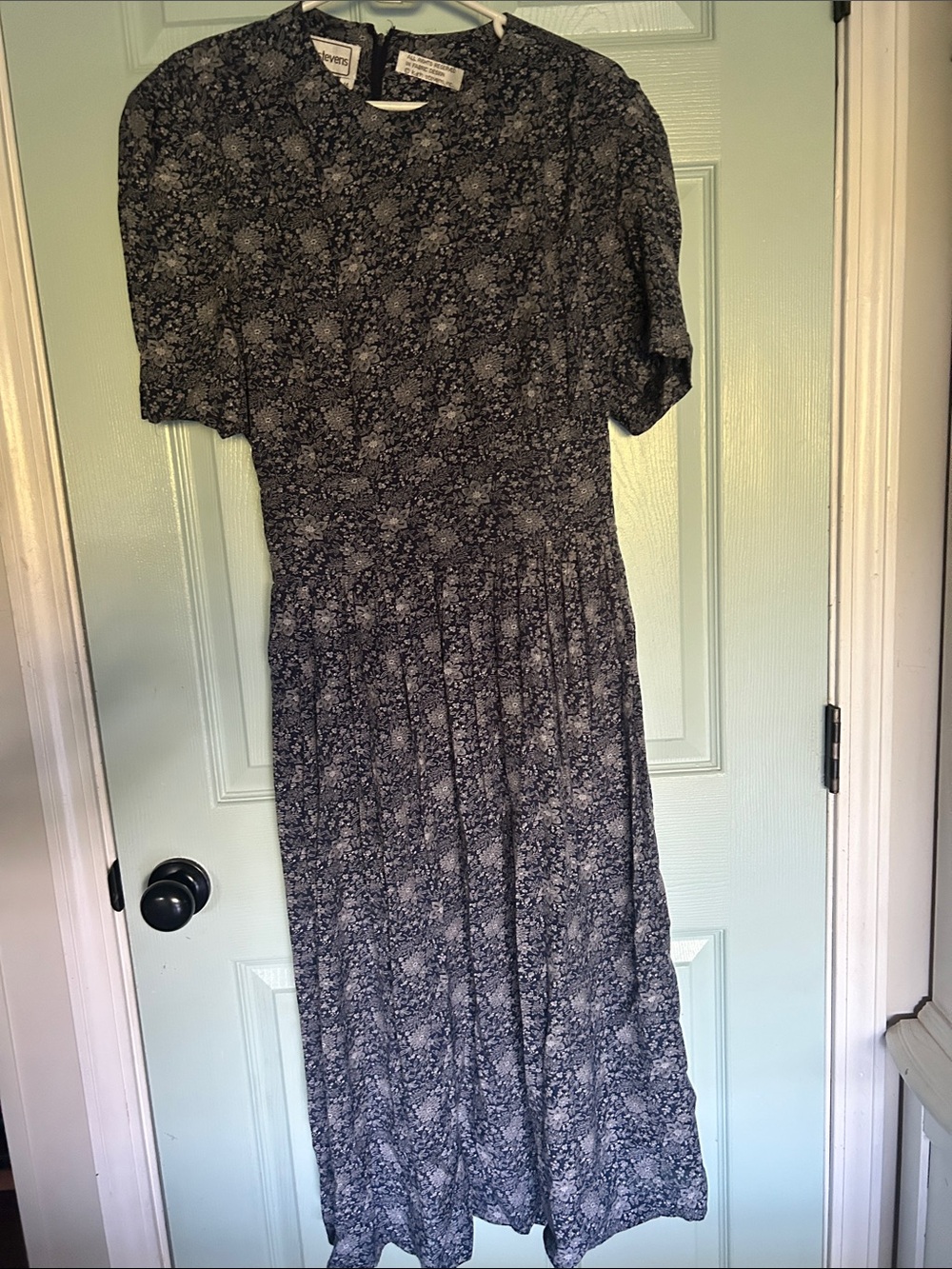 Karin stevens dress